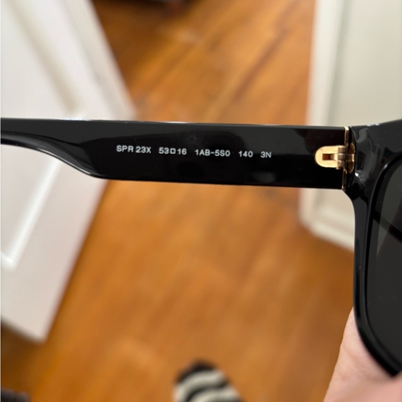 Prada Sunglasses 53 mm cat eye - Picture 6 of 7